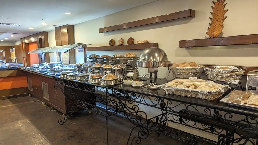 الفندق إيسترن المنتزة - الأسكندرية